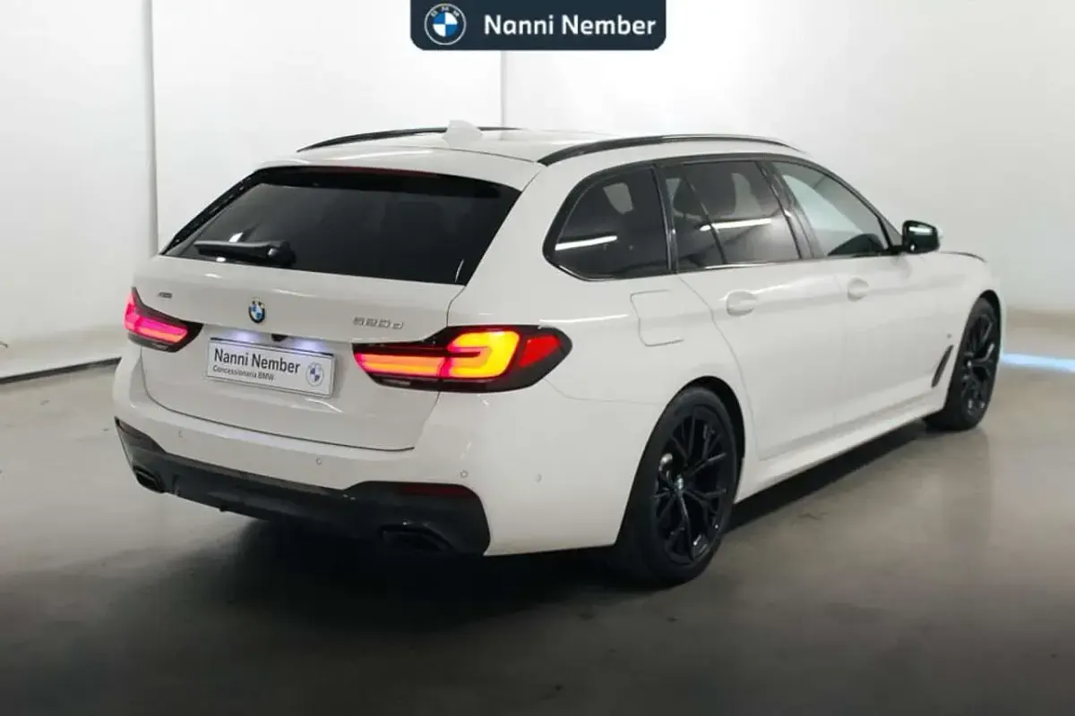 Usata BMW 520 M Sport 190 CV (139 kW) 2023 Bianco Berlina