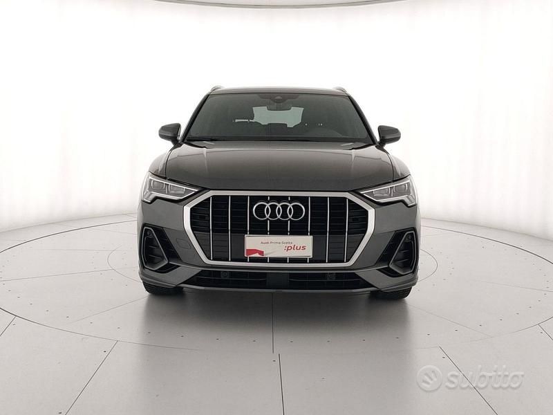 Usata Audi Q3 S-Line 150 CV (110 kW) 2024 Grigio SUV