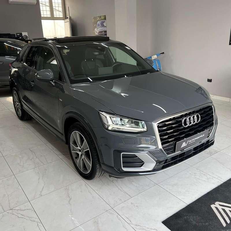 Usata Audi Q2 S-Line 116 CV (85 kW) 2019 Argento SUV