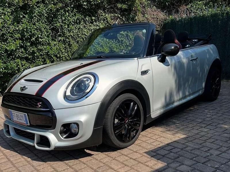 Usata Mini Cooper SD Cabriolet 170 CV (125 kW) 2016 Grigio Cabrio