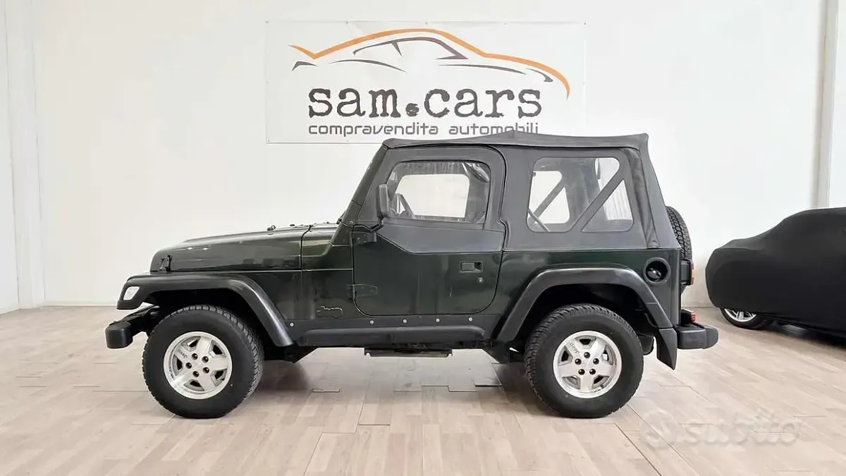 Usata Jeep Wrangler 118 CV (86 kW) 1998 Verde SUV