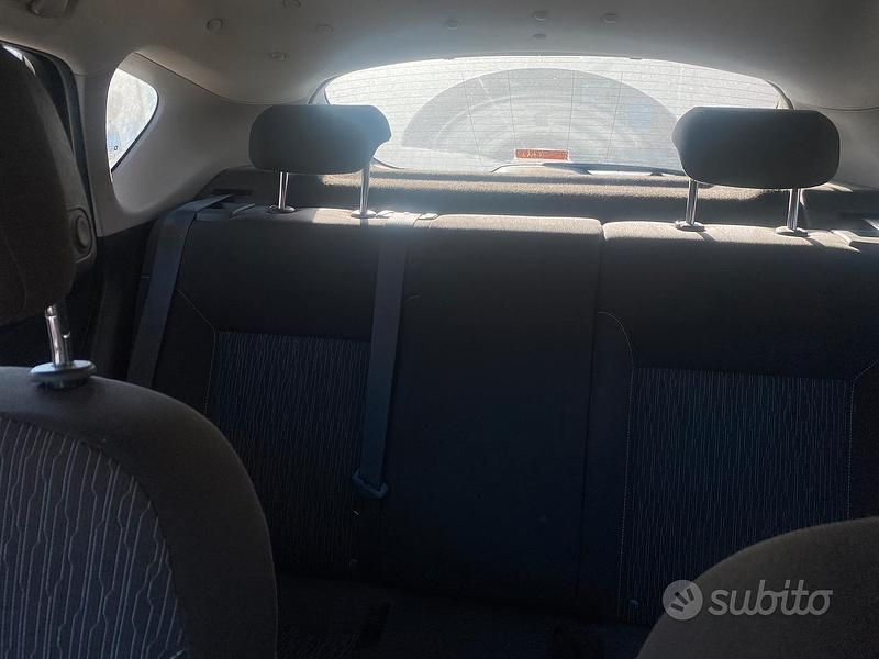 Usata Opel Astra 60 CV (44 kW) 2013 Grigio Berlina