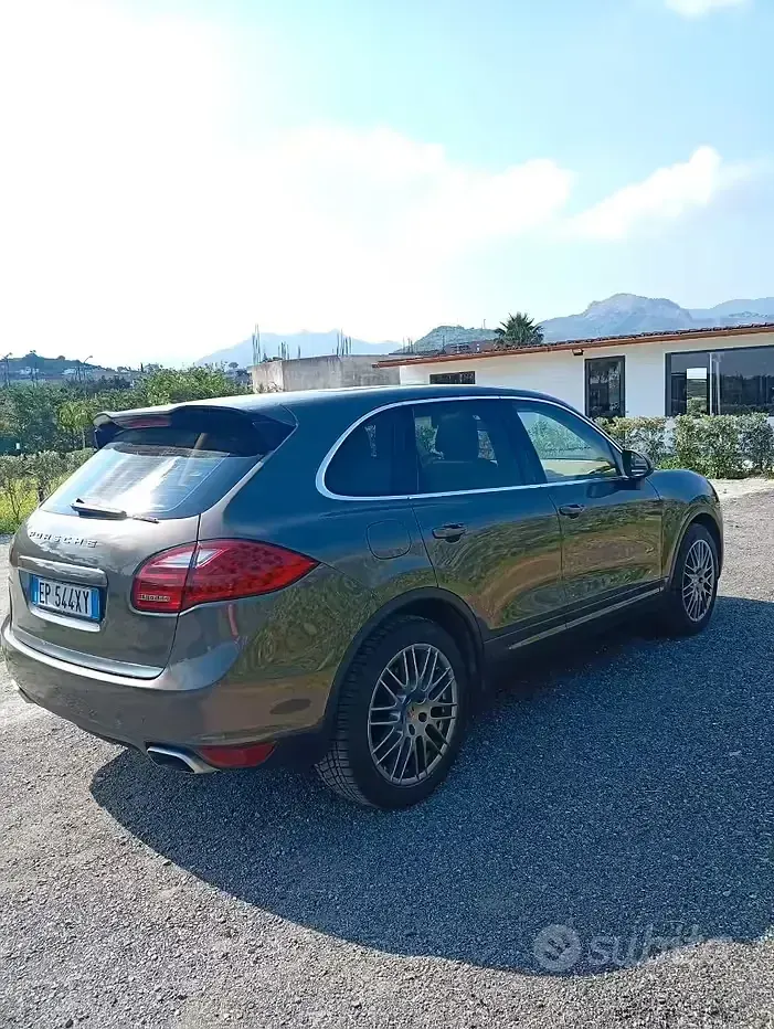 Usata Porsche Cayenne 245 CV (180 kW) 2013 SUV
