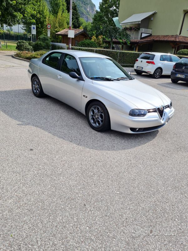 Usata Alfa Romeo 156 150 CV (110 kW) 2002 Grigio Berlina
