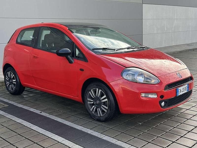 Usata Fiat Punto S 84 CV (61 kW) 2012 Berlina