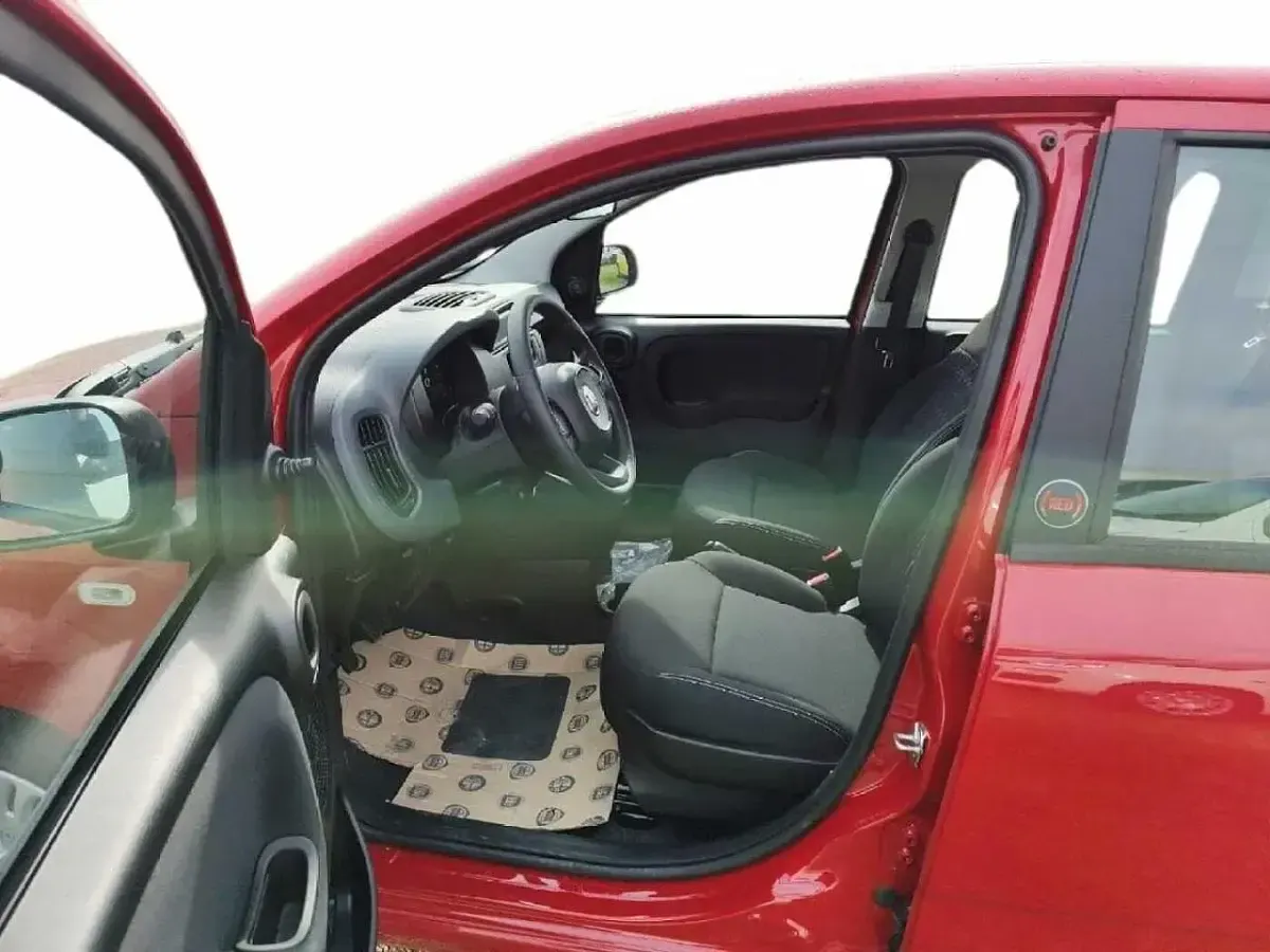 Usata Fiat Panda Pop 64 CV (47 kW) 2026 Utilitaria