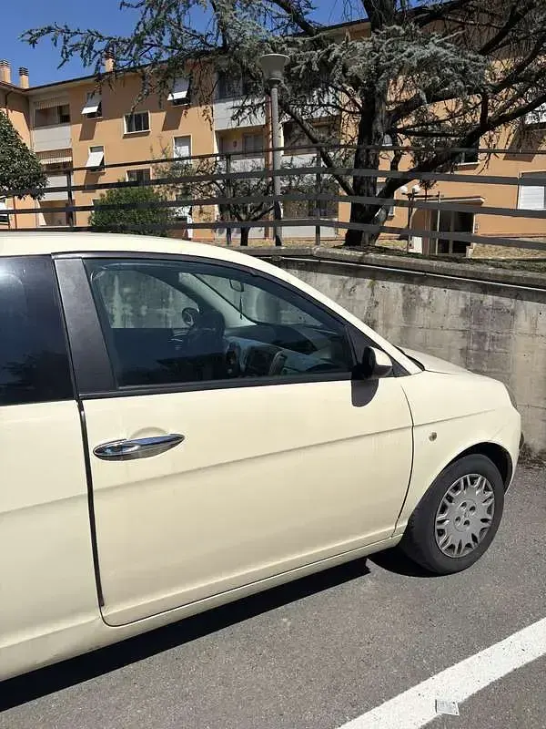 Usata Lancia Ypsilon 80 CV (58 kW) 2005 Utilitaria