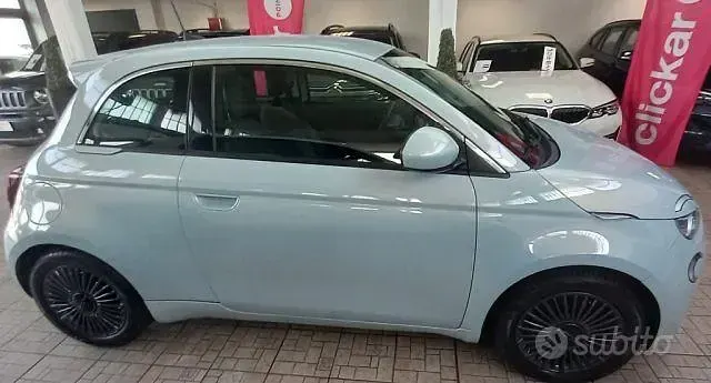 Usata Fiat 500e Business 42 kW (58 CV) 2020 Blu Berlina