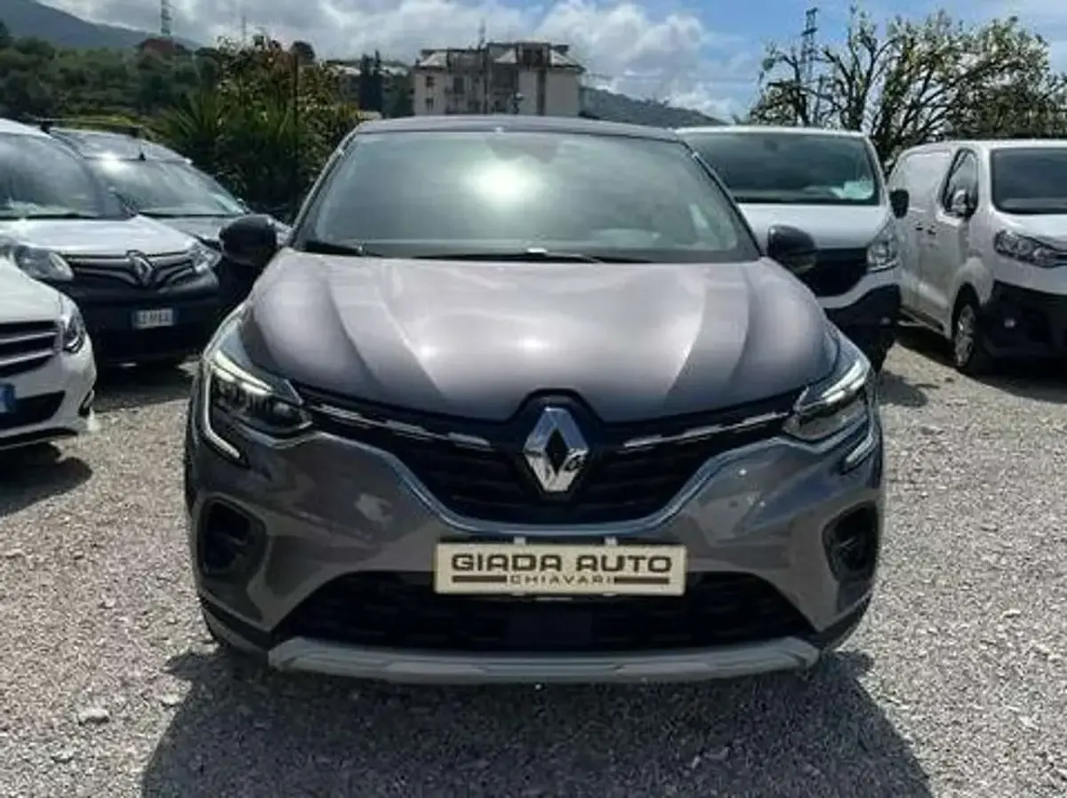 Usata Renault Captur Intens 101 CV (74 kW) 2023 Be style milano SUV