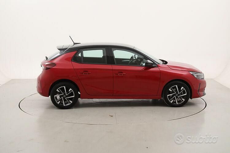 Usata Opel Corsa 101 CV (74 kW) 2025 Rosso Berlina
