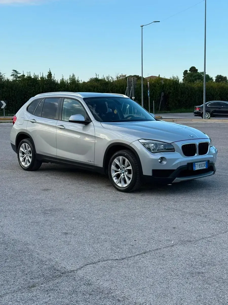 Usata BMW X1 143 CV (105 kW) 2013 Argento SUV