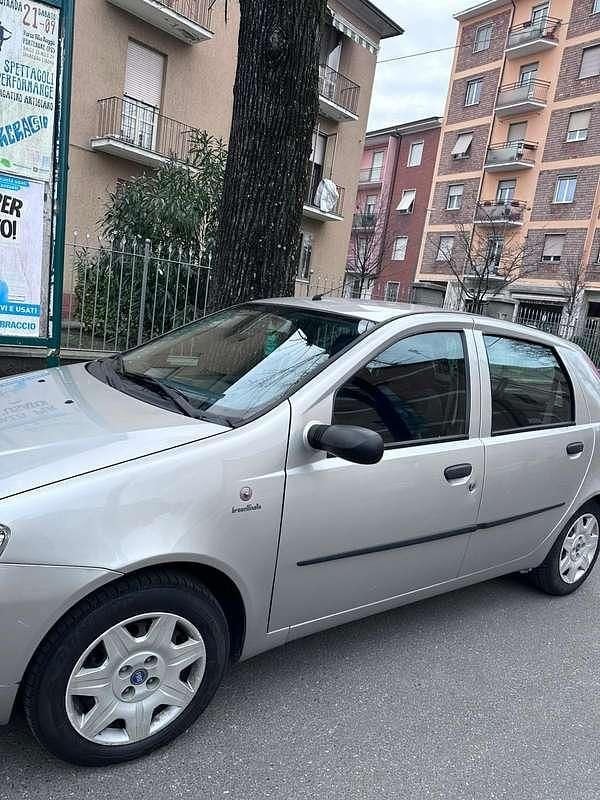 Usata Fiat Doblò 65 CV (47 kW) 2005 Monovolume