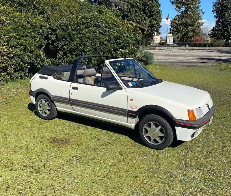 Usato 1987 Peugeot 205 1.1 Benzin 49 CV (5.900 €)