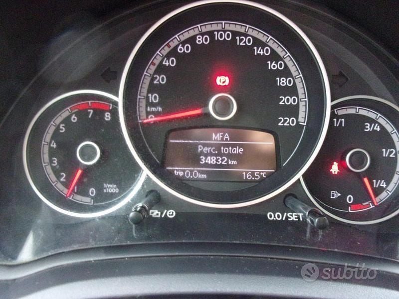 Usata VW up! 75 CV (55 kW) 2018 Grigio Utilitaria