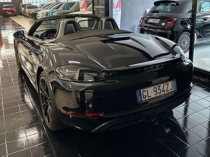 Usata Porsche 718 Boxster 300 CV (220 kW) 2022 Nero Cabrio