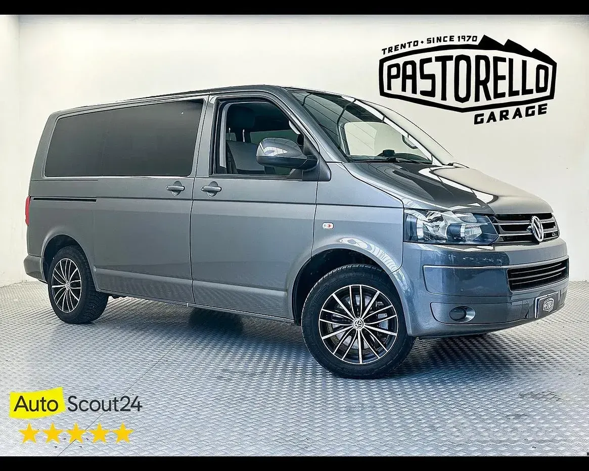 Usata VW Multivan 140 CV (102 kW) 2011 Monovolume