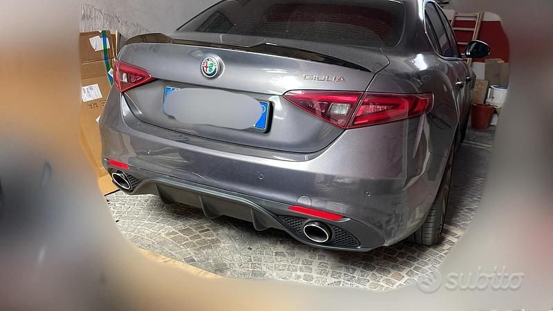 Usata Alfa Romeo Giulia Super 280 CV (205 kW) 2017 Grigio Berlina