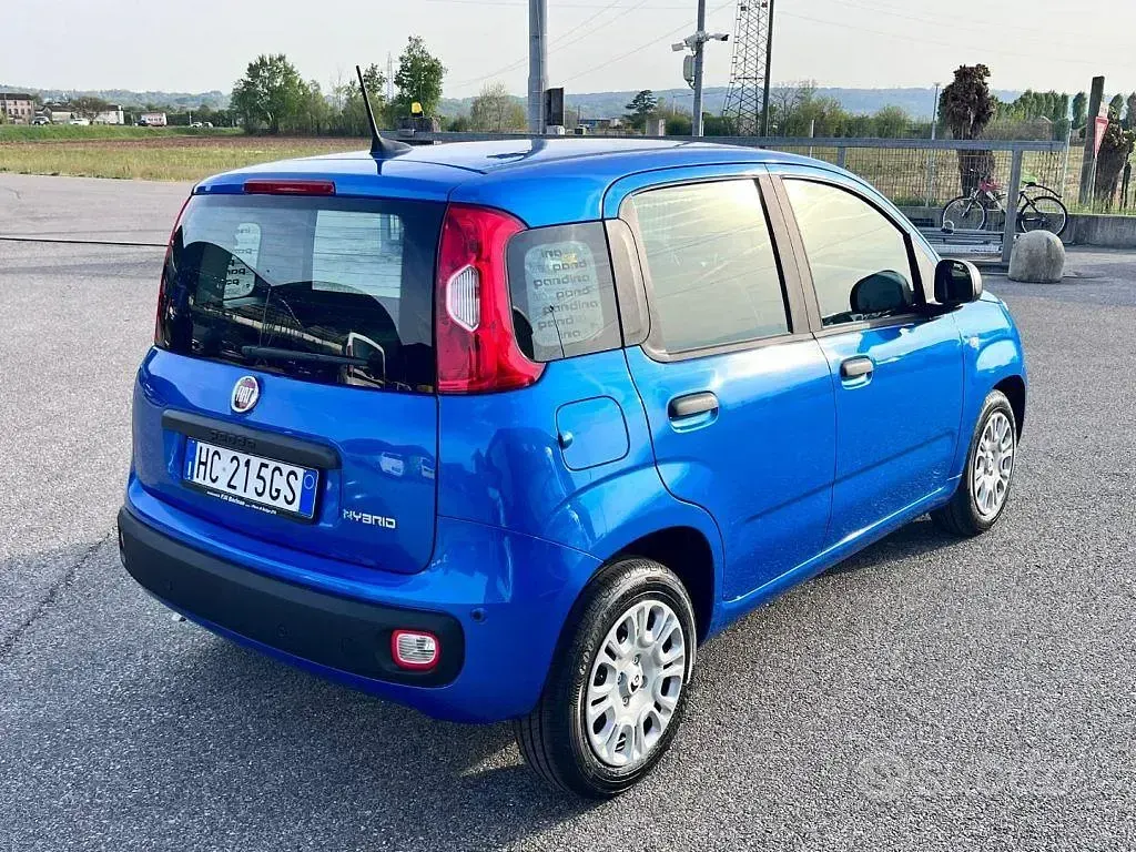Nuova Fiat Panda Icon 70 CV (51 kW) 2026 Blu Utilitaria