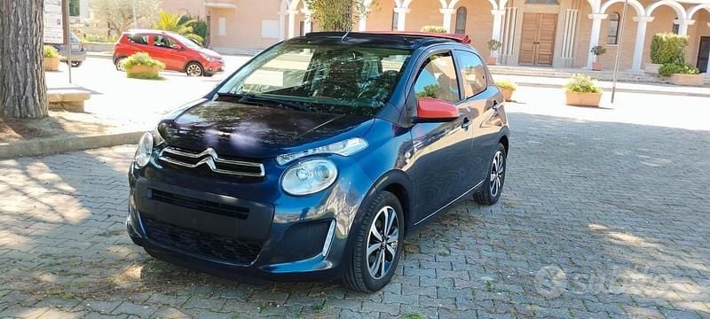 Blu Usata 2015 Citroën C1 Due volumi | 7990 € - Immagine 1/4