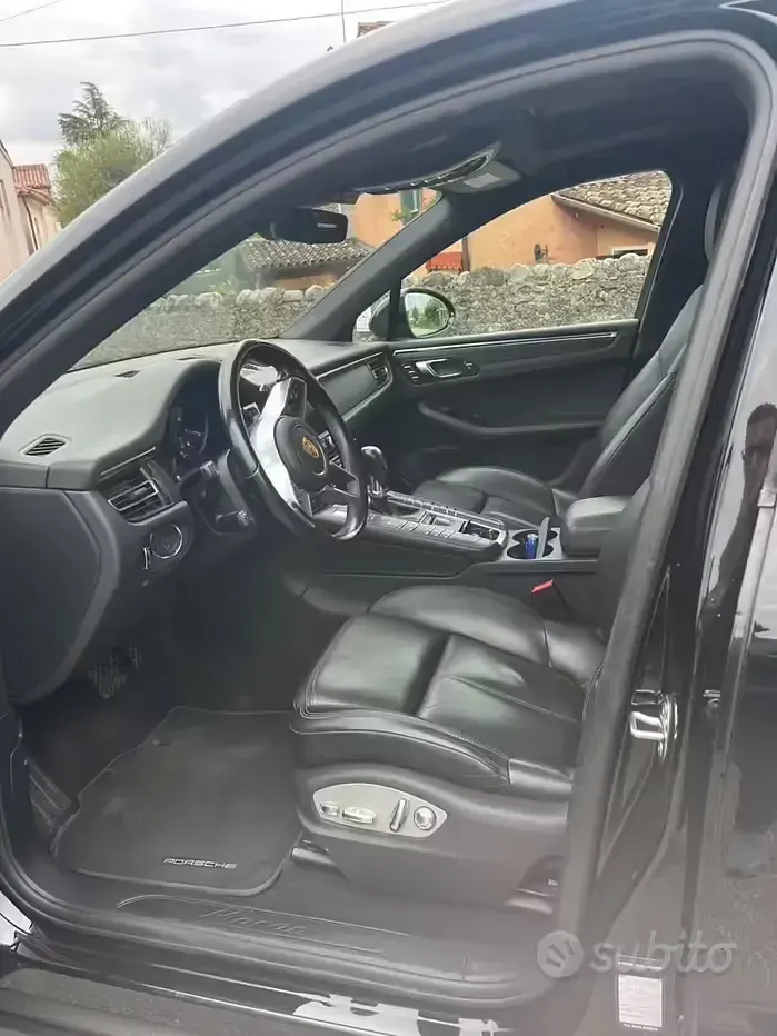 Usado Porsche Macan 250 CV (183 kW) 2020 Negro SUV