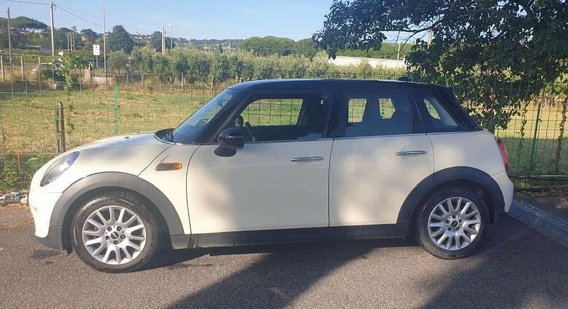 Beige Usata 2015 Mini Cooper D Due volumi | 11.500 € (Buon prezzo) - Immagine 1/4