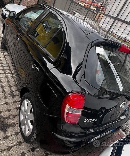 Usata Nissan Micra Tekna 80 CV (58 kW) 2011 Nero Utilitaria