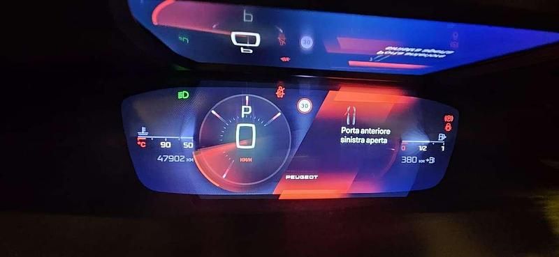 Usata Peugeot 308 GT 131 CV (96 kW) 2022 Verde Utilitaria