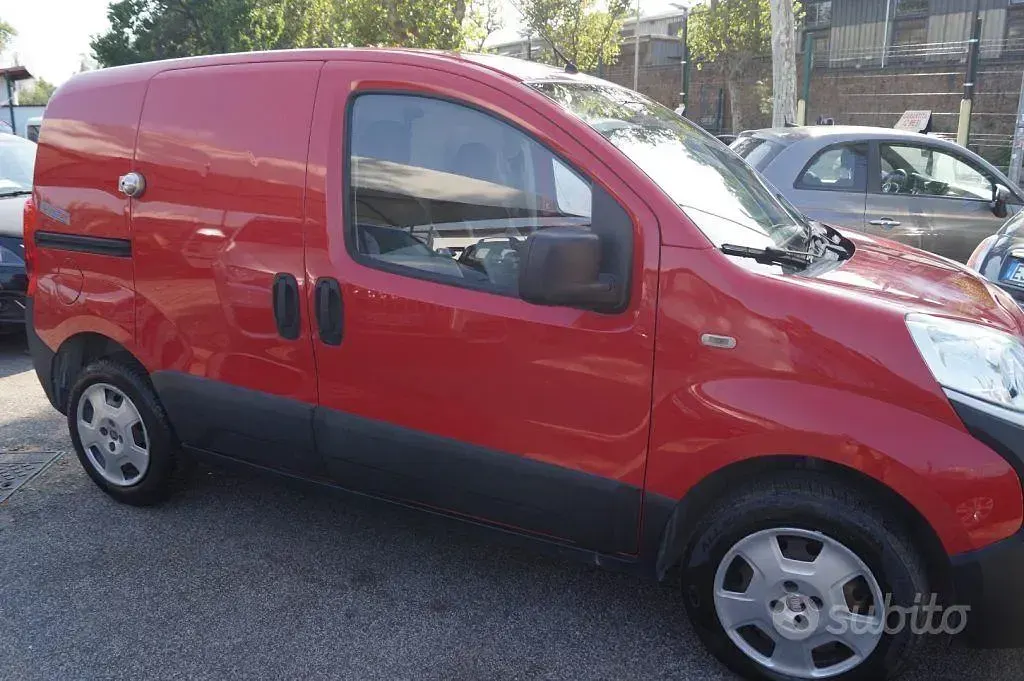 Usata Fiat Fiorino 95 CV (69 kW) 2017 Rosso Monovolume