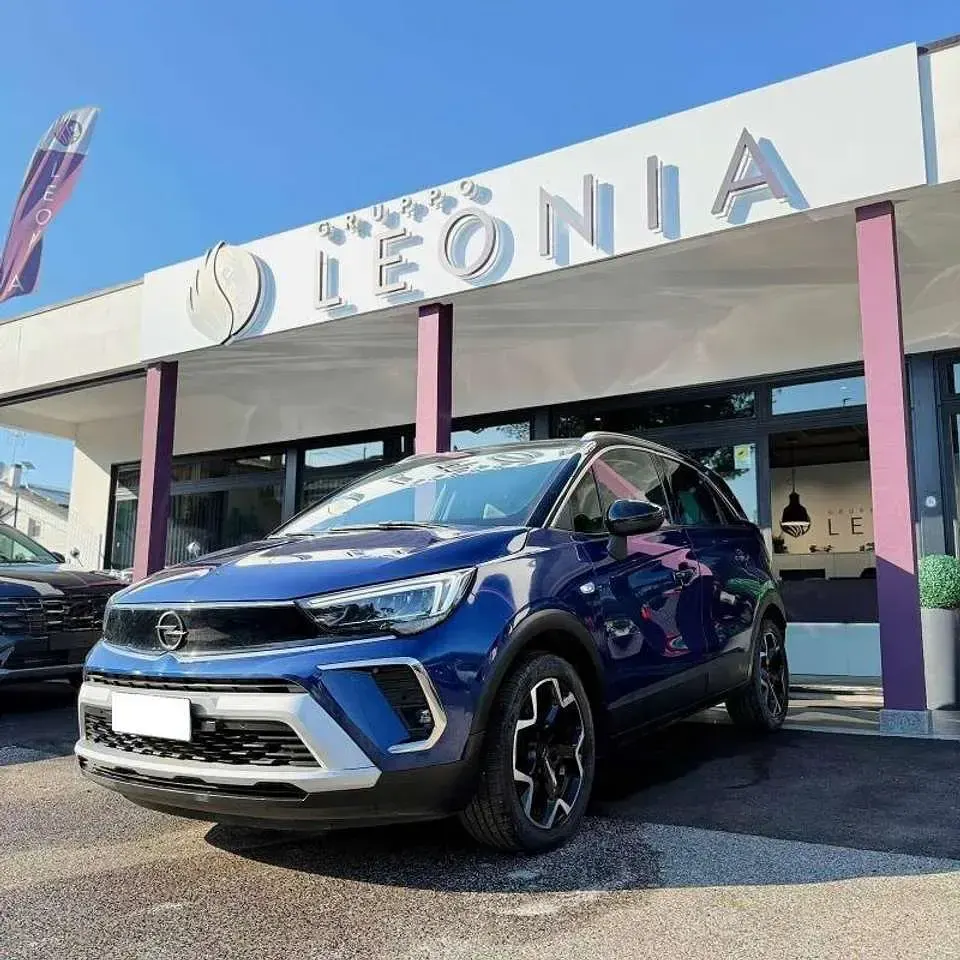 Usata Opel Crossland Ultimate 131 CV (96 kW) 2023 Navy blue SUV