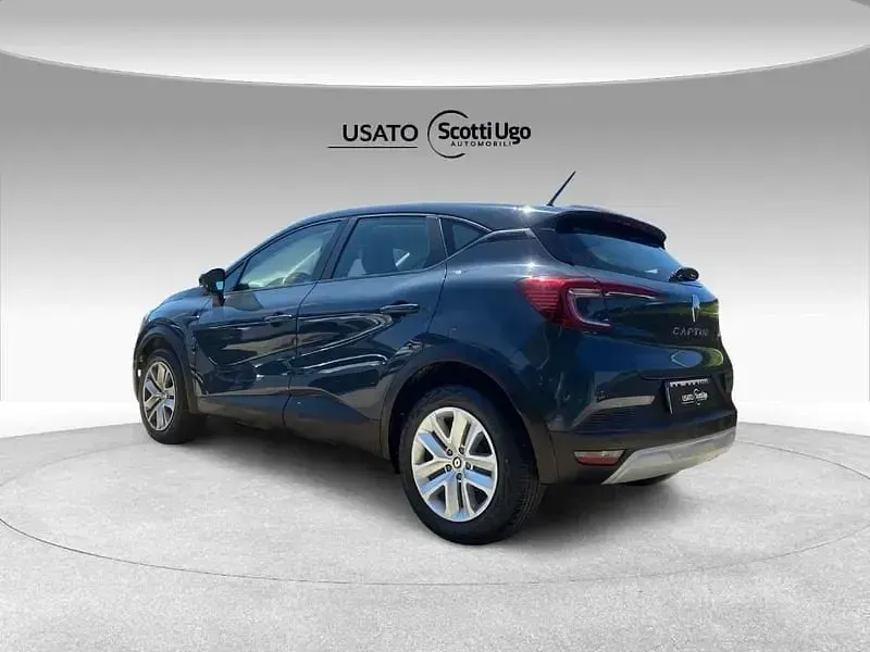 Usata Renault Captur Techno 101 CV (74 kW) 2024 Grigio SUV