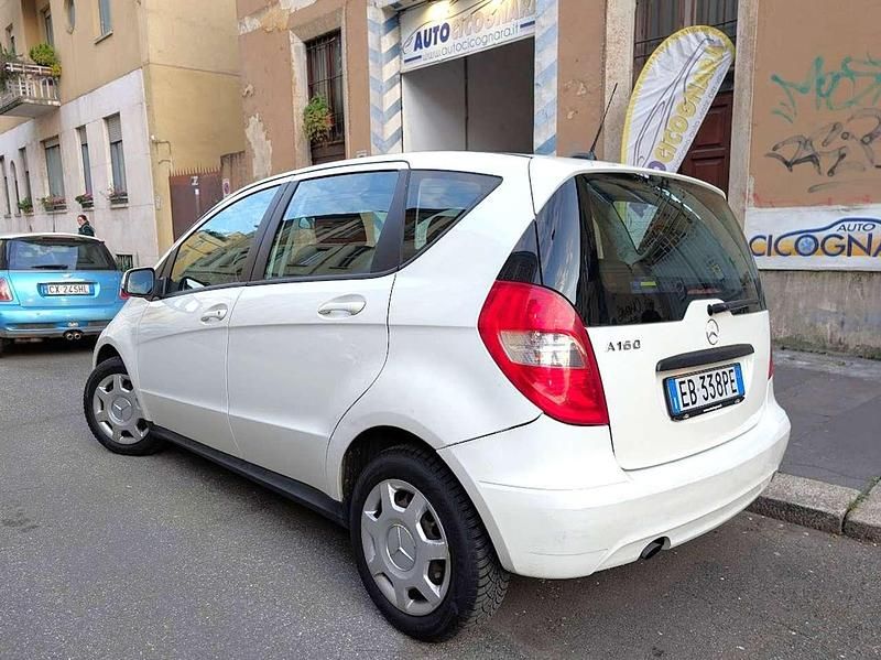 Usata Mercedes A160 Premium 95 CV (69 kW) 2010 Bianco Monovolume