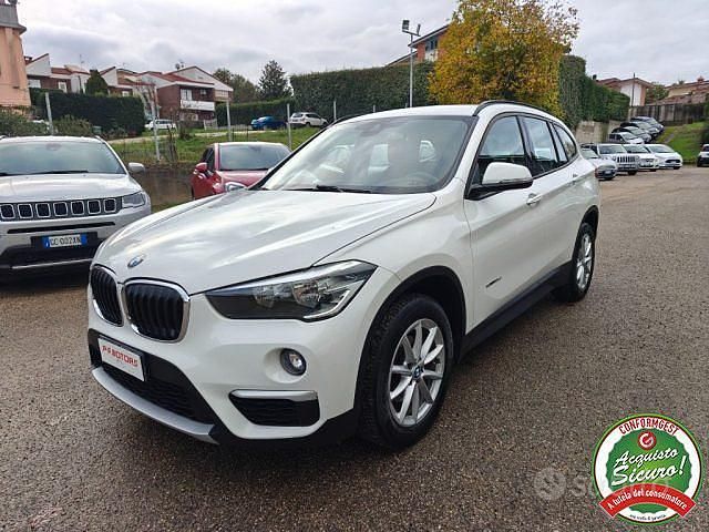 Usata BMW X1 Advantage 115 CV (84 kW) 2017 Bianco SUV