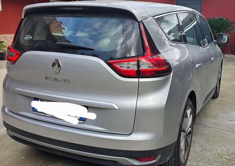 Usata Renault Grand Scénic IV 120 CV (88 kW) 2019 Argento Monovolume