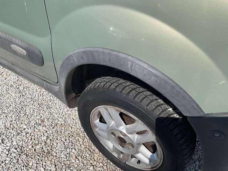 Usata Renault Kangoo Privilege 80 CV (58 kW) 2003 Other Monovolume