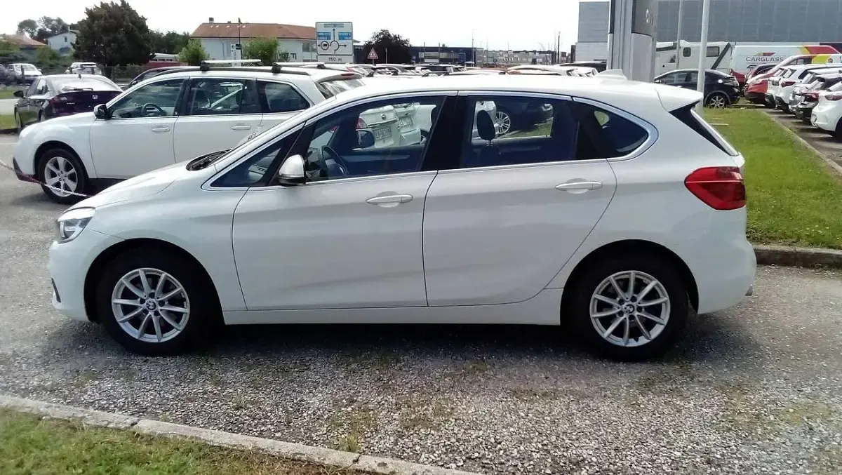 Usata BMW 218 Active Tourer 150 CV (110 kW) 2018 Bianco Monovolume