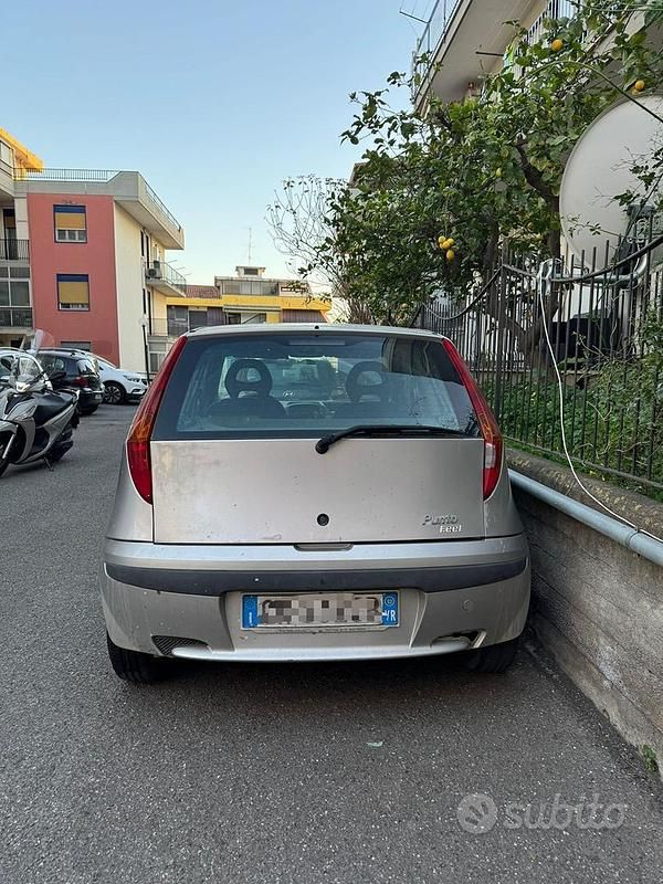 Usata Fiat Punto 1999 Grigio