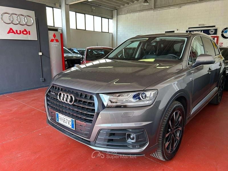 Usata Audi Q7 Ambiente 218 CV (160 kW) 2017 Grigio SUV