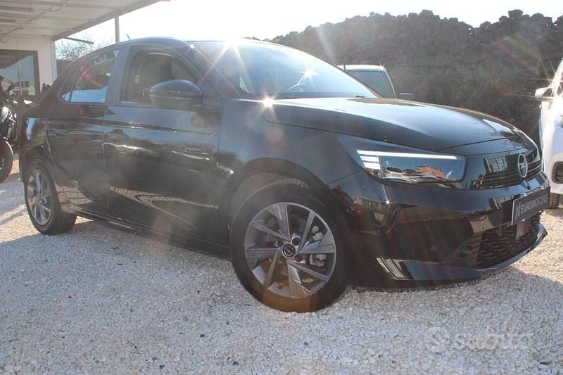 Usata Opel Corsa Ultimate 100 CV (73 kW) 2024 Nero Utilitaria