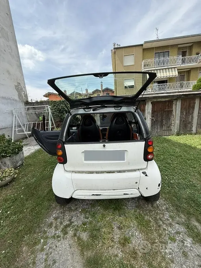 Usata Smart ForTwo Coupé 54 CV (39 kW) 2000 Bianco Coupé