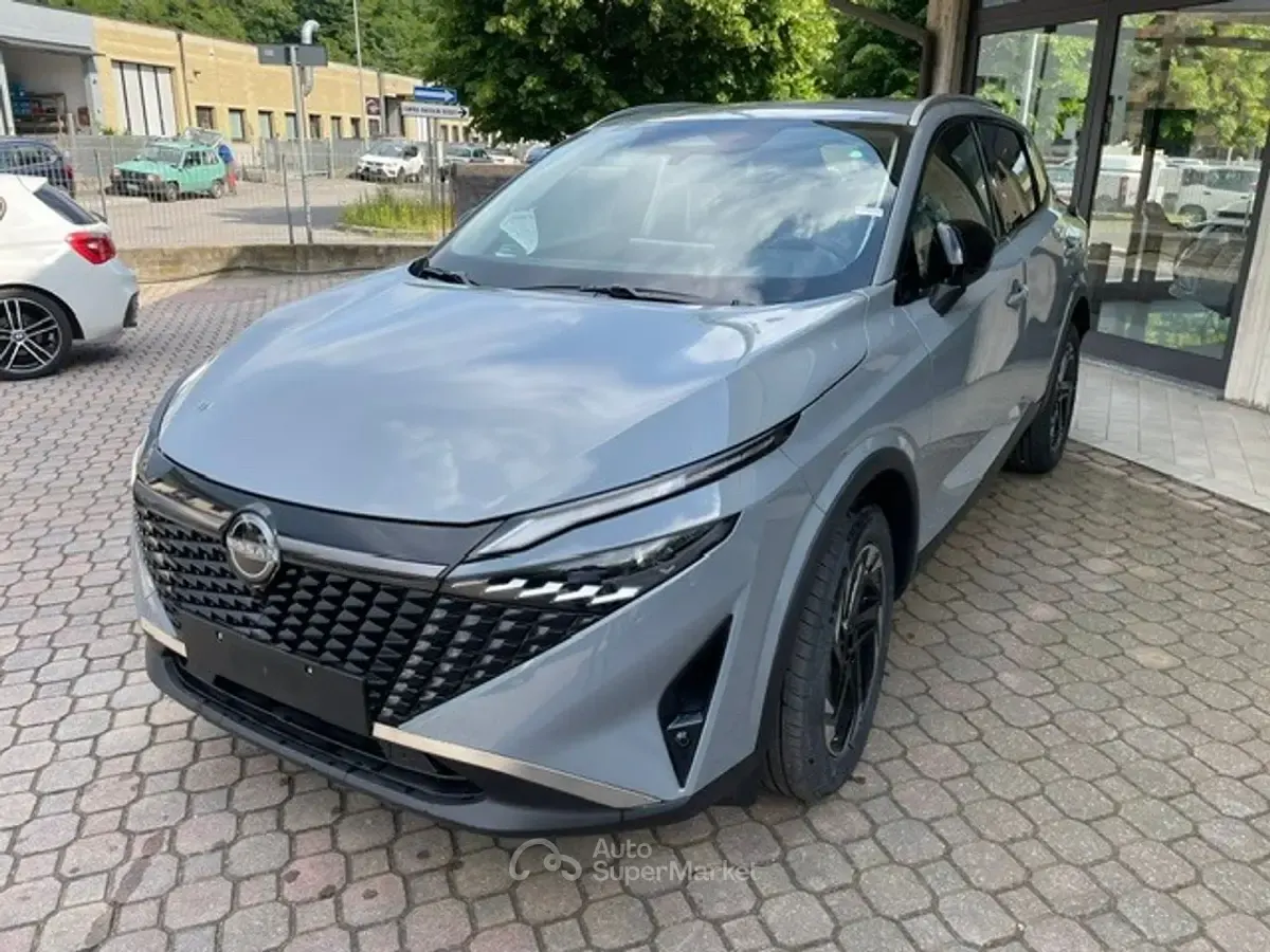 Neu Nissan Qashqai N-Connecta 159 PS (116 kW) 2026 Grau SUV
