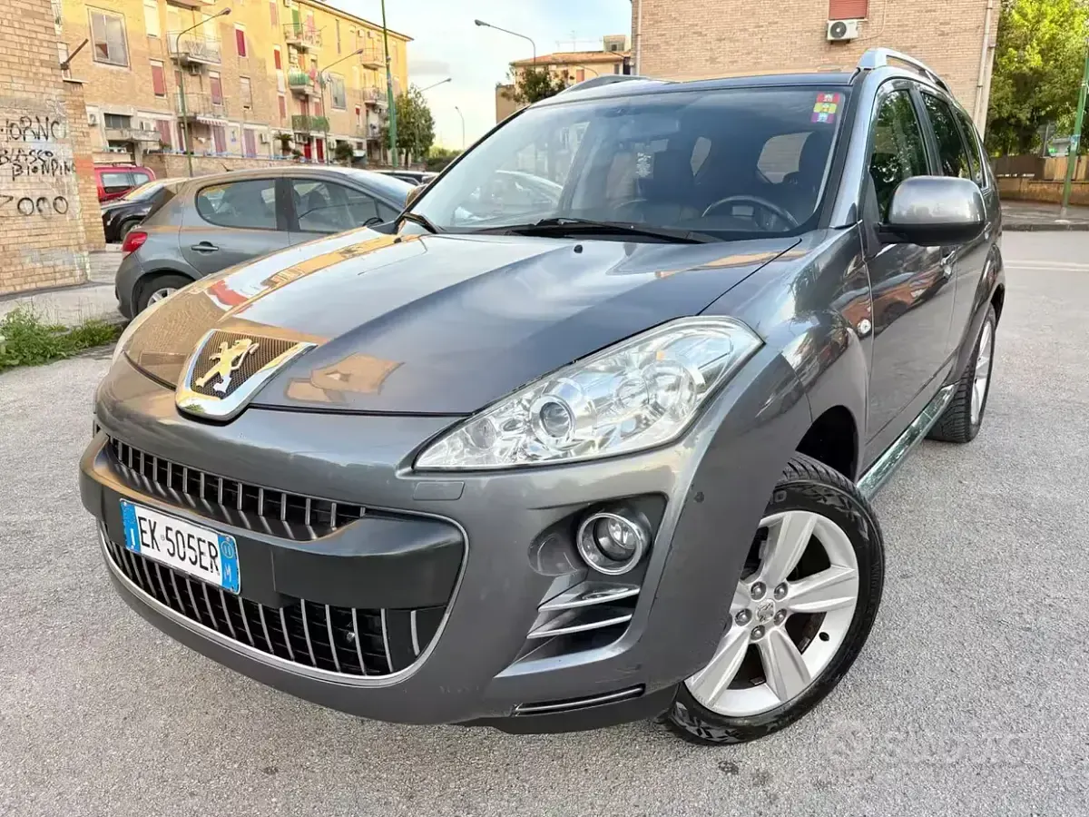 Usata Peugeot 4007 156 CV (114 kW) 2011 SUV