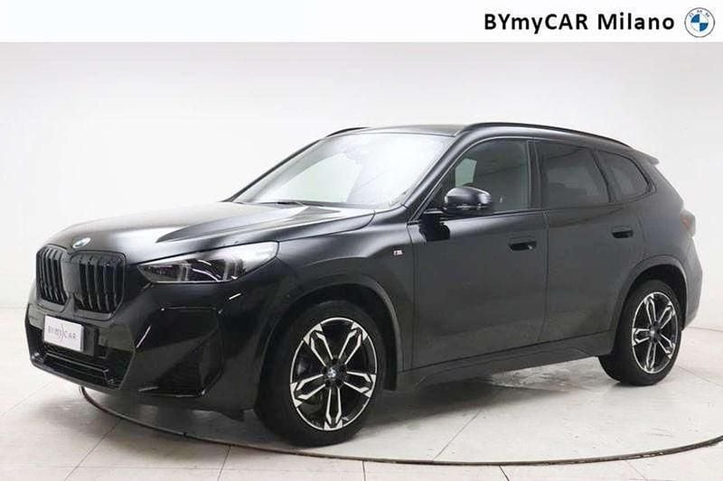 Usata BMW X1 M Sport 150 CV (110 kW) 2023 Black sapphire metallizzato SUV