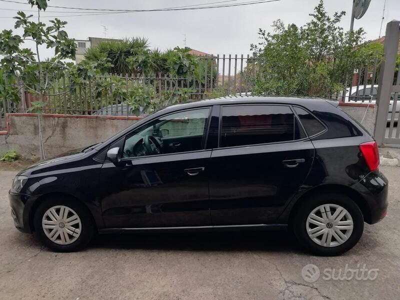 Usata VW Polo 50 CV (36 kW) 2014 Nero Berlina