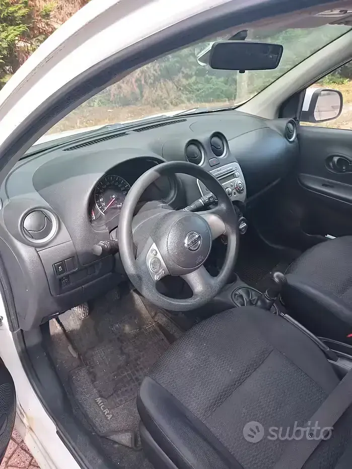 Usado Nissan Micra 80 HP (58 kW) 2013 Branco Citadino