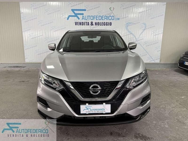 Usata Nissan Qashqai Tekna+ 116 CV (85 kW) 2020 Argento SUV