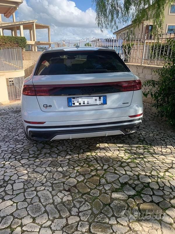 Usata Audi Q8 Black Edition 286 CV (210 kW) 2022 SUV