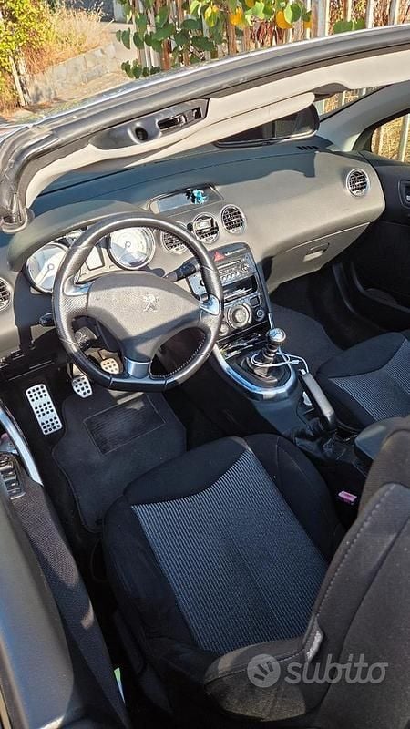 Usata Peugeot 308 CC 112 CV (82 kW) 2013 Grigio Cabrio