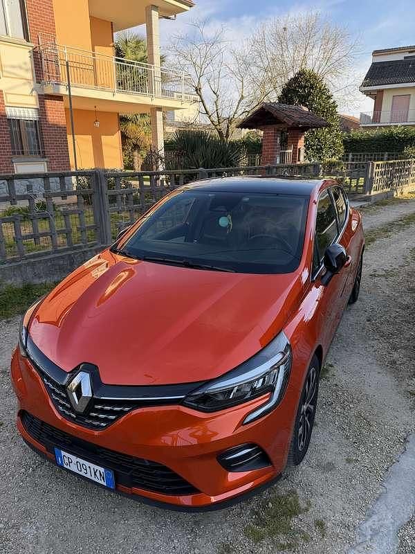 Usata Renault Clio V Techno 143 CV (105 kW) 2023 Berlina