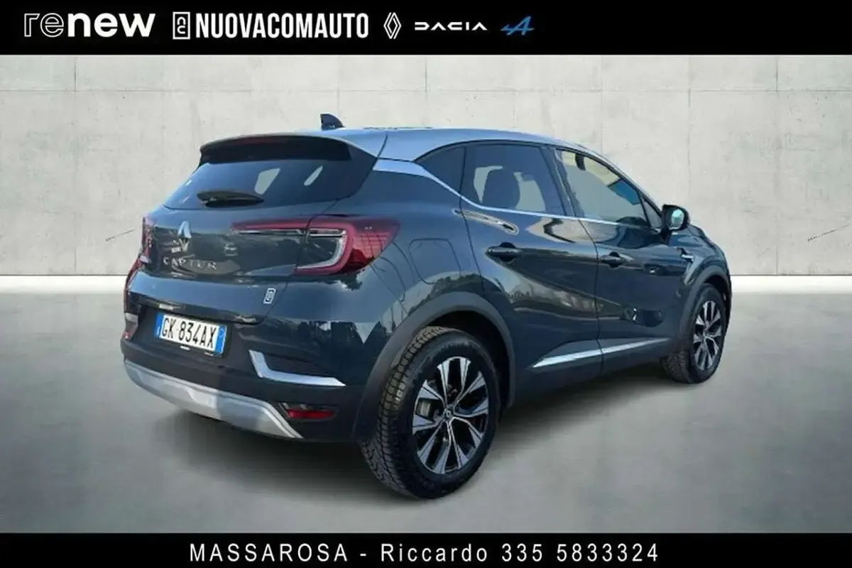 Usata Renault Captur Techno 91 CV (66 kW) 2022 Blusilver SUV