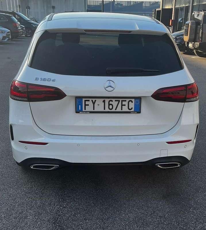 Usata Mercedes B180 Premium 116 CV (85 kW) 2019 Monovolume